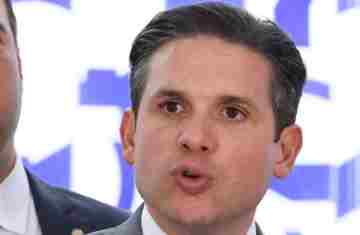  Motta diz que fim da escala 6x1 será debatida por meio de PEC 